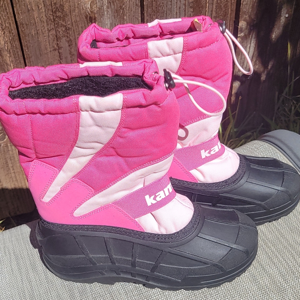 Brand new Kamik Pink and Black Winter Boots NWOT
